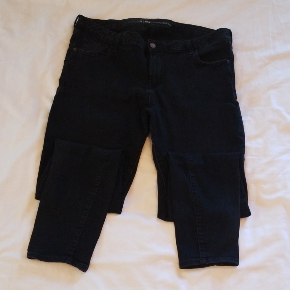 Old Navy Rockstar skinny jeans